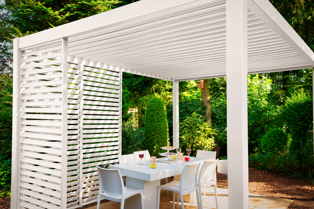 Seasonal Decor Ideas for Your Luxury Pergola: A Year-Round Guide